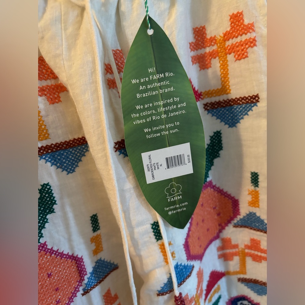 Farm Rio Pants - Picture 4 of 5
